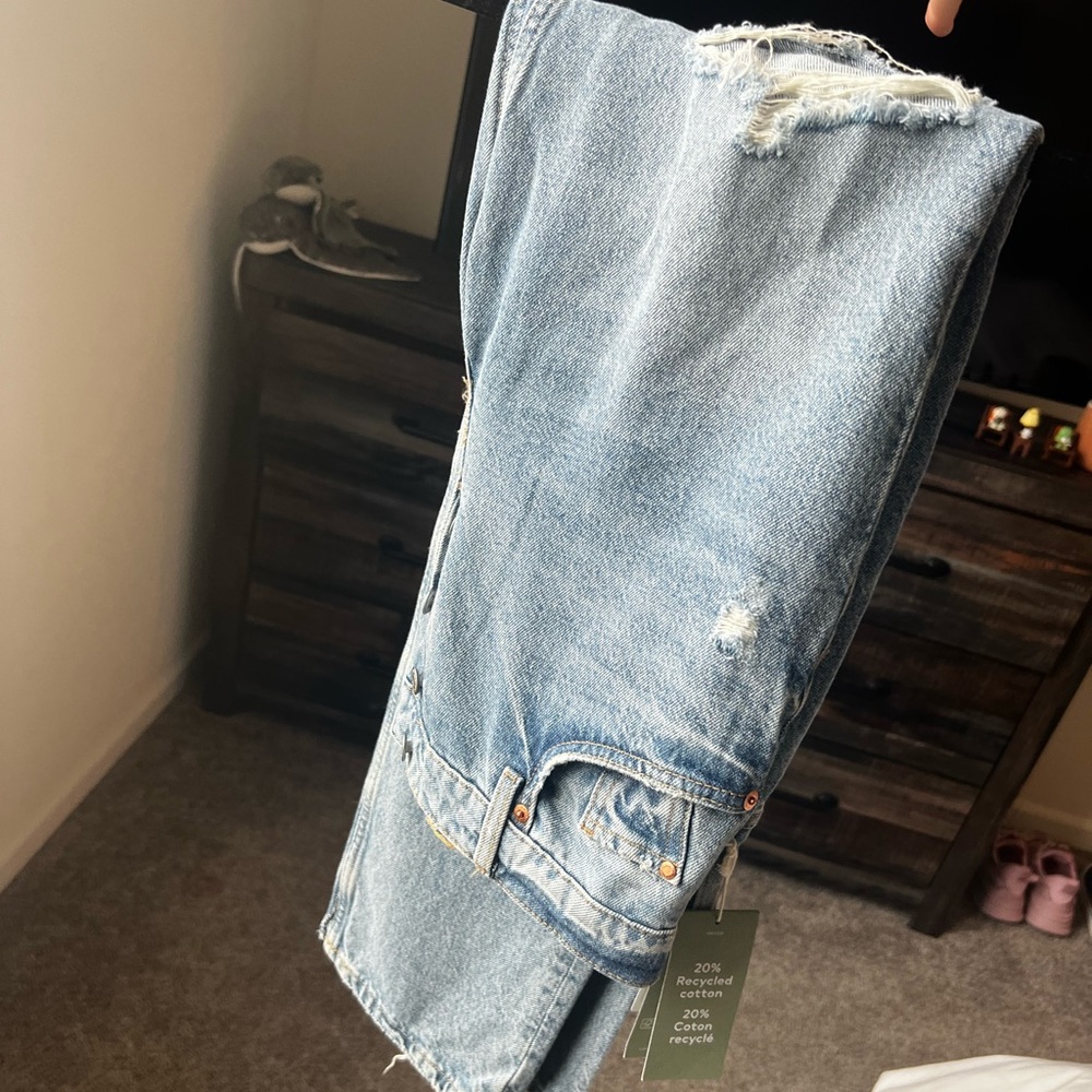 H&M 90s Boyfriend Jeans